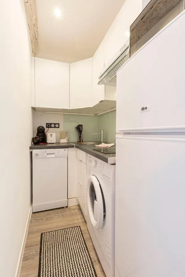 Bnb Renting Chez Dominique - 2 Chbres 2-4Pers Centre Antibes Migrainier3G Apartment 0*,